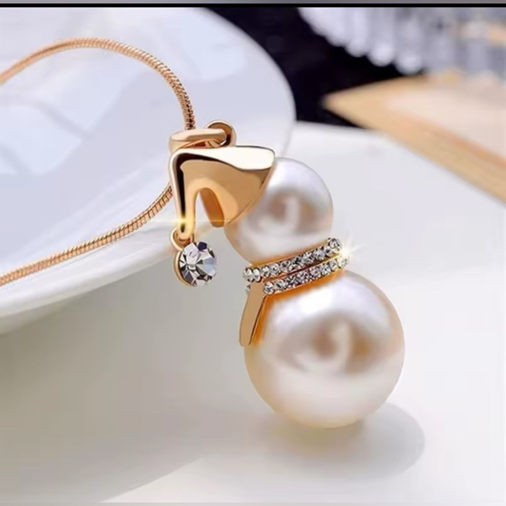 18K Gold & Pearl Snowman With Diamond Accent Pendantt Sweater Necklace - Picture 2 of 11